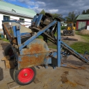 4105 Asa-Lift combi mini carrot harvester 1 row with roller table