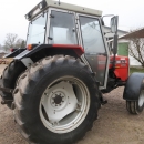 4564 Massey Ferguson 372 2WD Schlepper