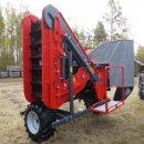 4692 Dewulf P3K carrot harvester with elevator