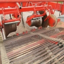 5264 Kverneland UN2200 potato harvester