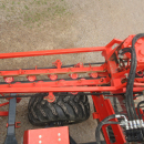 5287 Dewulf GBC carrot harvester with bunker