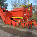 5797 Grimme SE75-30 potato harvester