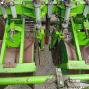 5867 Standen Statesman potato harvester