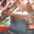 6037 Simon carrot harvester 1 row with bunker