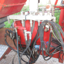 6037 Simon carrot harvester 1 row with bunker