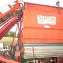 6037 Simon carrot harvester 1 row with bunker