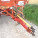 6037 Simon carrot harvester 1 row with bunker