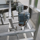 6235 Newtec NBM 50 Denester and punnet filler