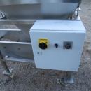 4060 Vibratory feeder Aviteq mit Bunker