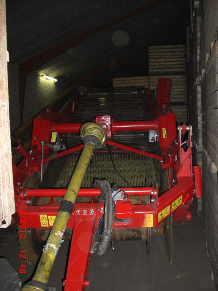 3139 GRIMME CS 150 stensträngläggare