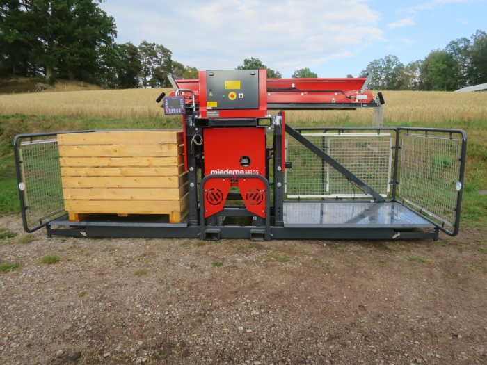 4823 Dewulf Miedema MB55 box filler