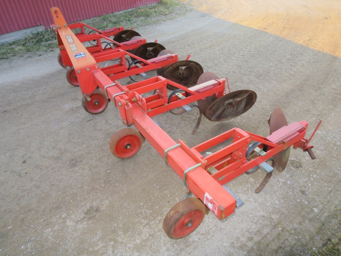 5018 Checchi & Magli tallrikskup VR76