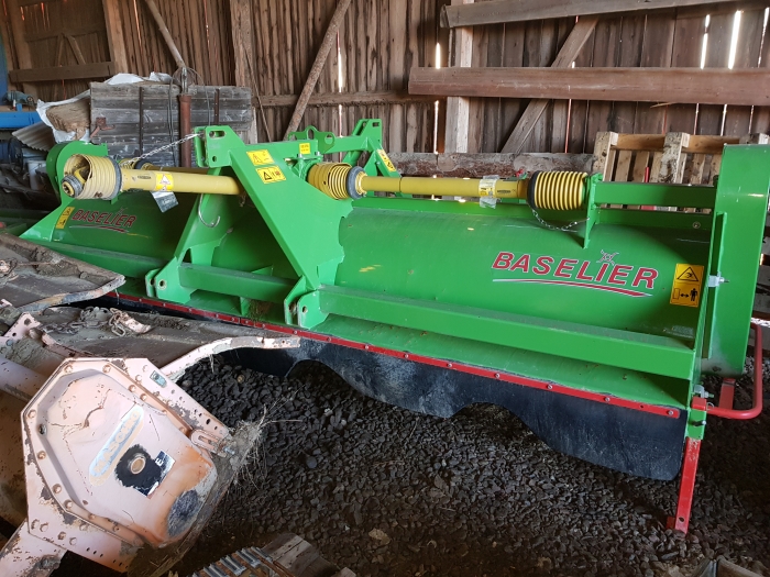 5132 Baselier blastkross 4LKB370 