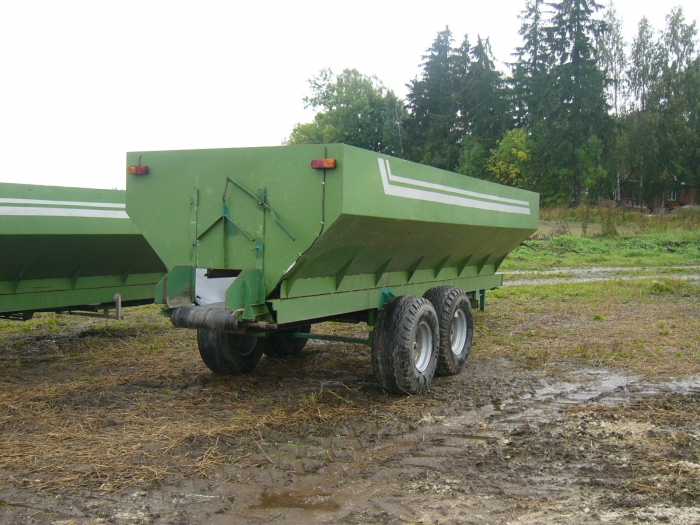 3283 Trailers 3 pc with transport conveyors in button for potato