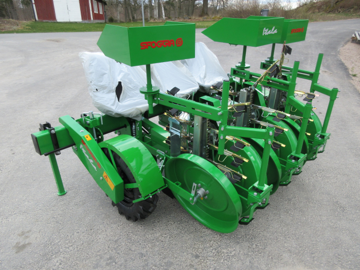 5432 Sfoggia Itala transplanter 3 row