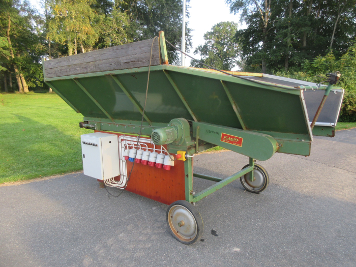 5884 Scouten binge matningsbinge