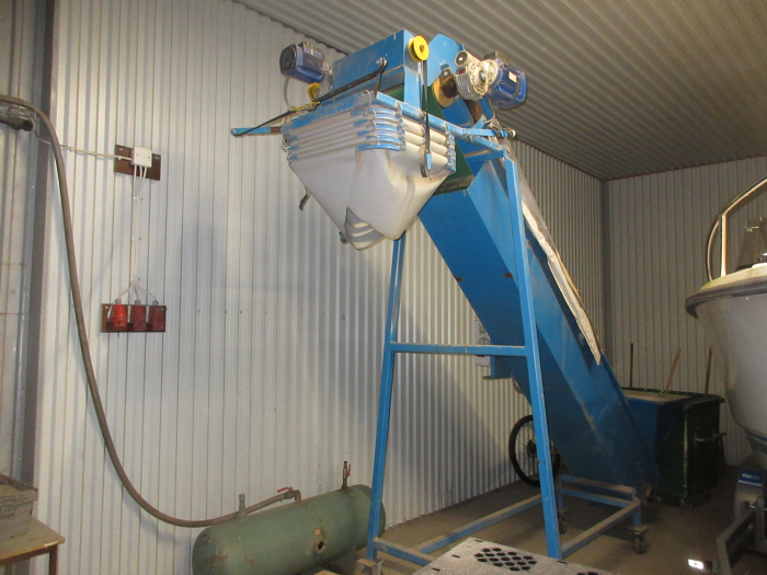 5958 Big bag filler with electric fall breaker