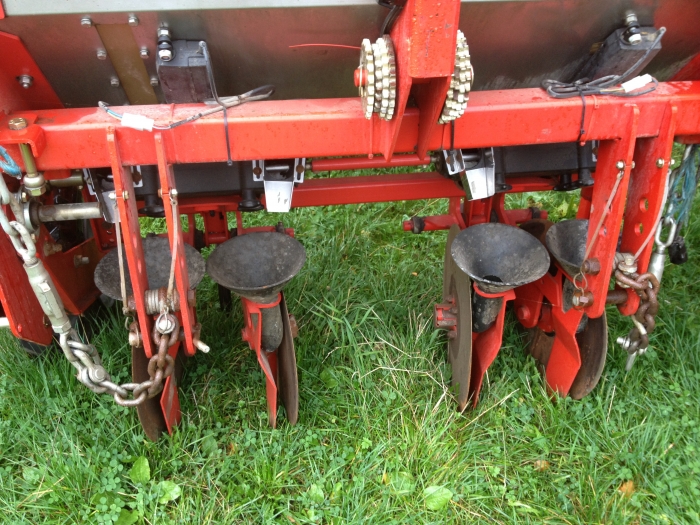 3485 Grimme GL32B 2 rad potatissättare årsm 2009