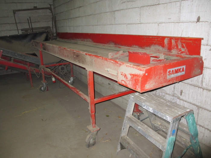 3511 Tong silo med elevatorer mm