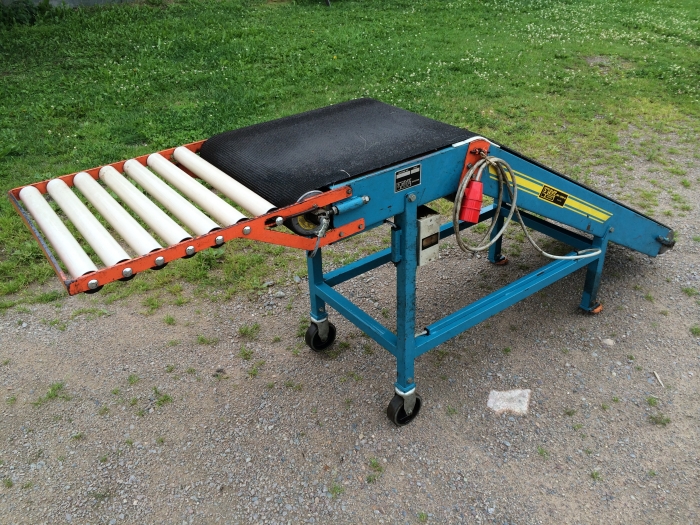 3857 EMVE bag conveyor