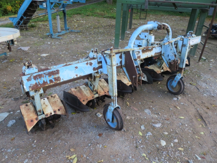 3890 Badalini Row rotary cultivator 4 row