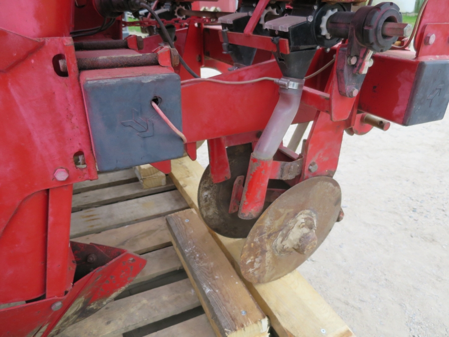 4102 Kverneland UN 3000 2 rad potatissättare