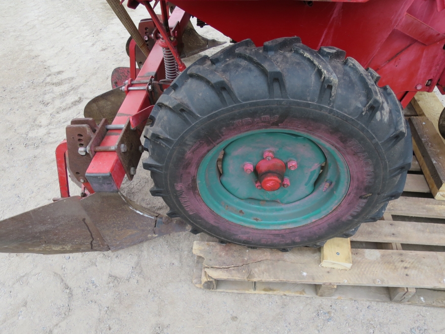 4102 Kverneland UN 3000 2 rad potatissättare
