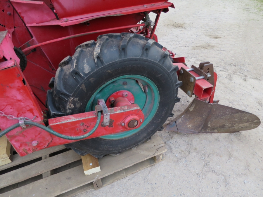4102 Kverneland UN 3000 2 rad potatissättare