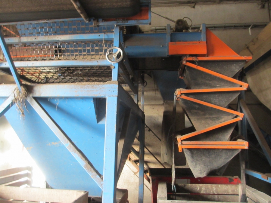 4111 EMVE washing line with screen grader etc