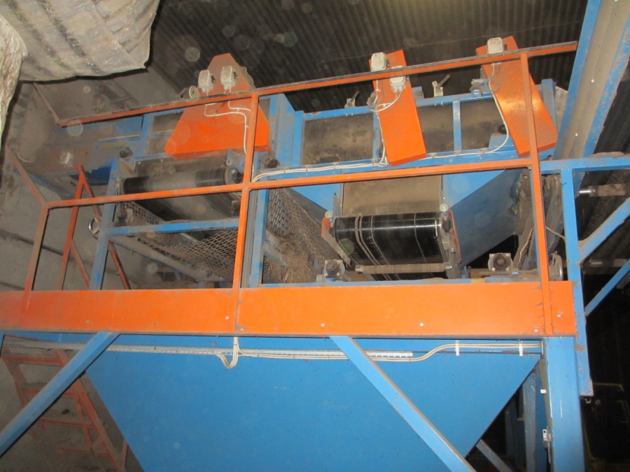 4111 EMVE washing line with screen grader etc