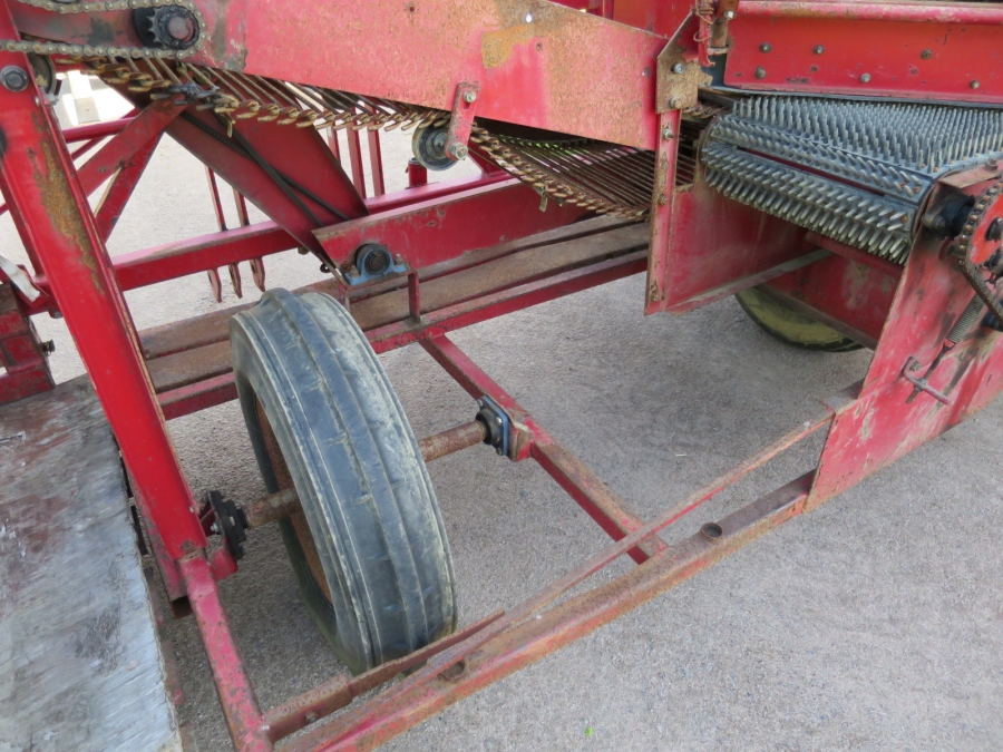 4118 Juko Midi buren potatisupptagare