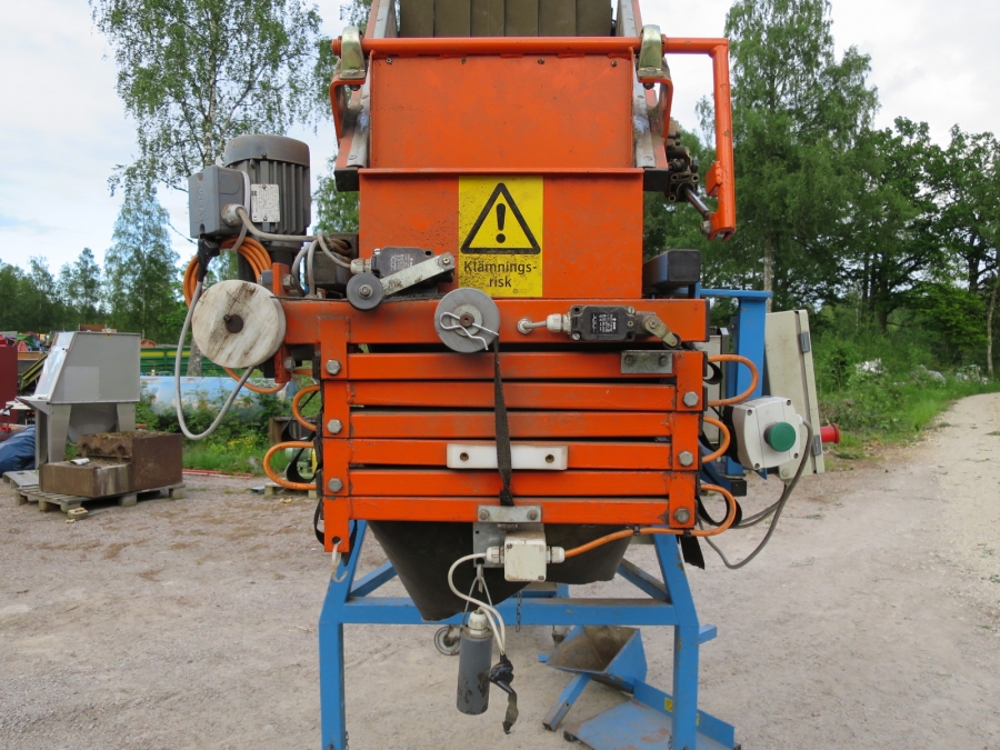 4121 EMVE automatvåg / oktabinfyllare till morötter potatis etc