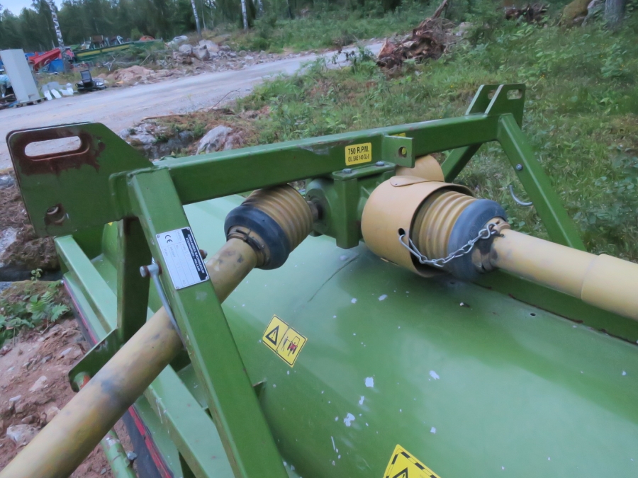 4130 Baselier blastkross  LKB320