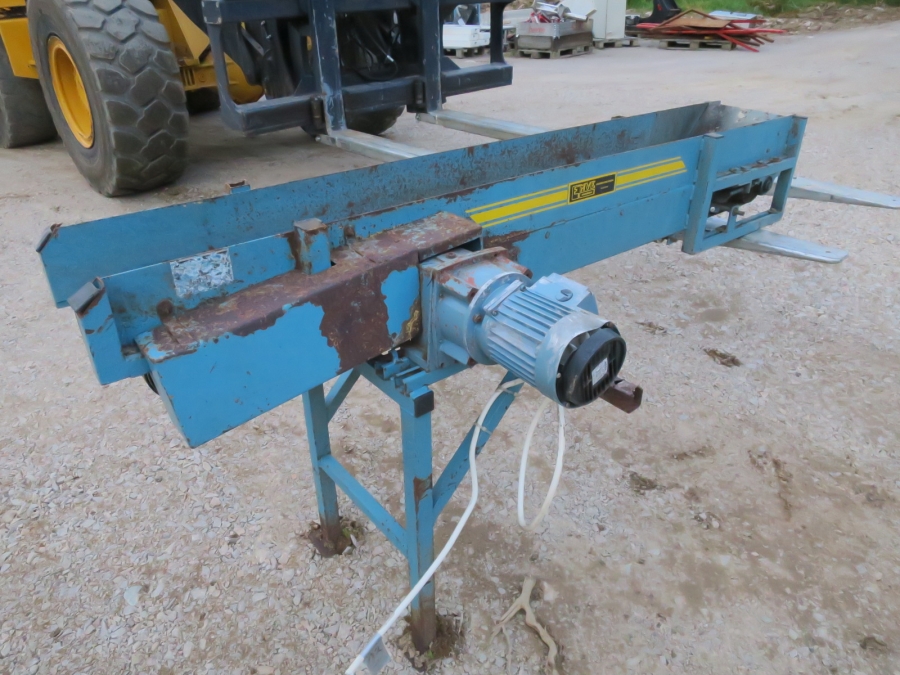 4142 EMVE conveyor 1900x250 mm 