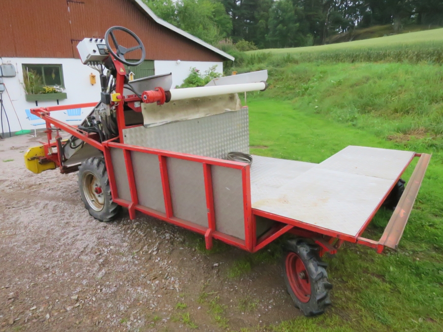 4150 Autran baby leaf skördare självgående