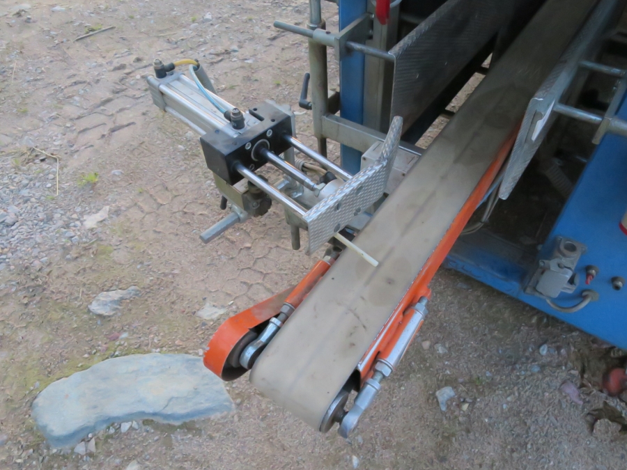 4165 EMVE BE 5000 Papiermaschine + EMVE Doppelwaage