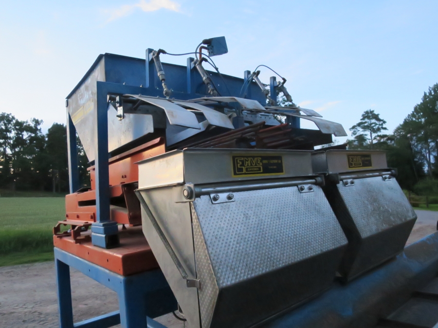 4165 EMVE BE 5000 Papiermaschine + EMVE Doppelwaage