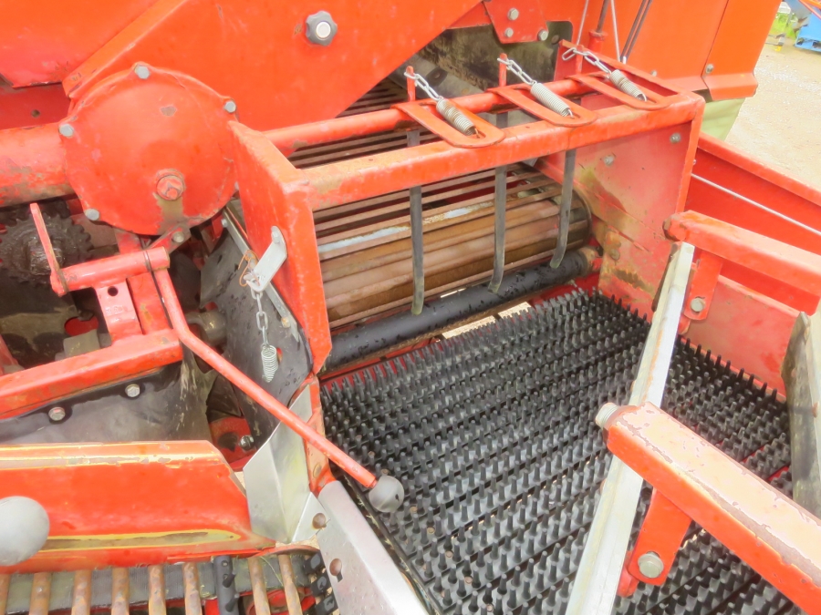 4201 Kverneland UN2100 Kartoffelroder