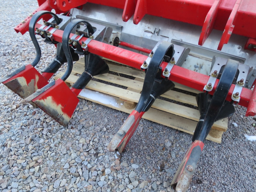 4255 Grimme gödselaggregat till 2 rad potatissättare