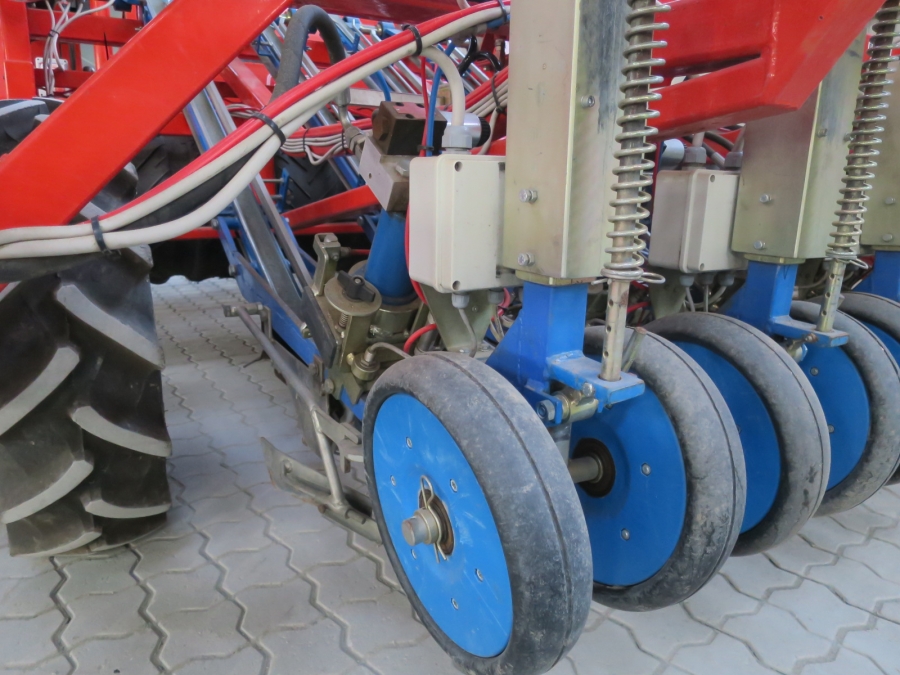 4334 Ferrari Rotostrapp Pflanzmaschine Selbstfahrend