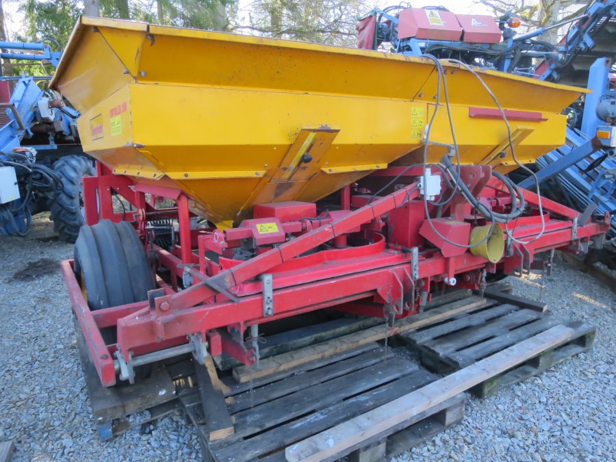 4340 Koningsplanter AP475 potatissättare