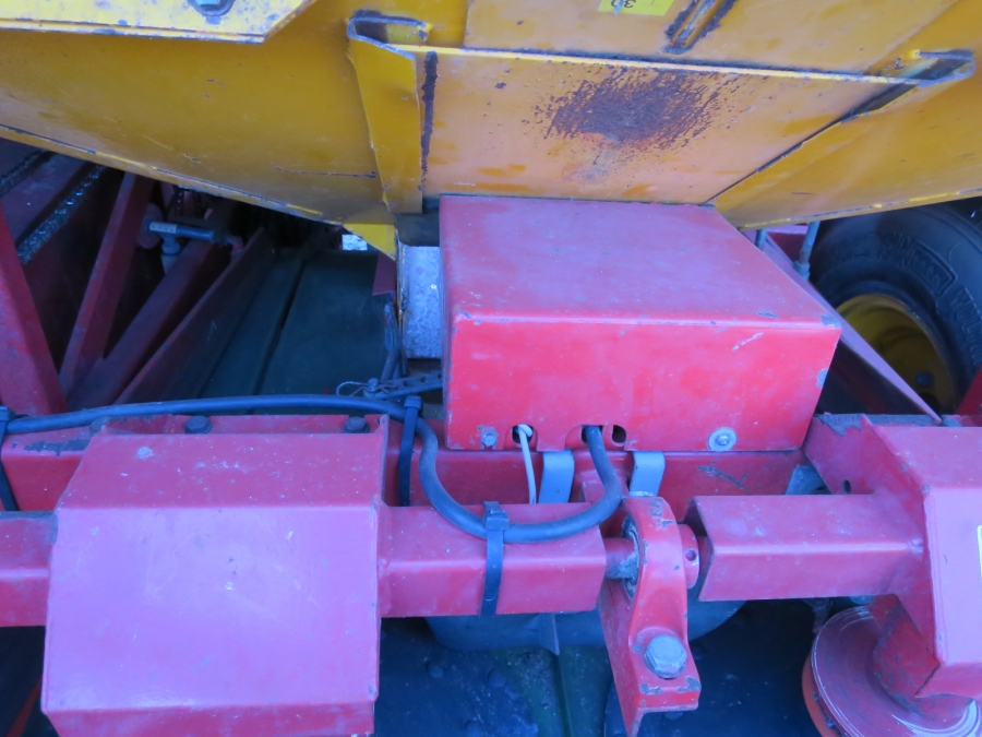 4340 Koningsplanter AP475 potatissättare