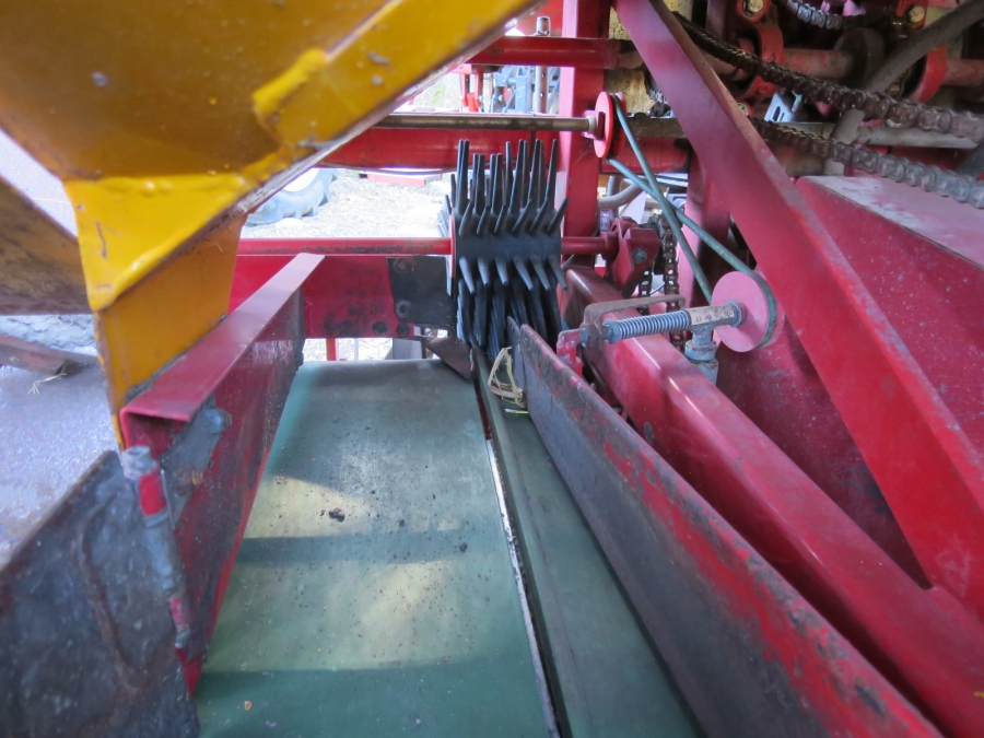 4340 Koningsplanter AP475 potatissättare