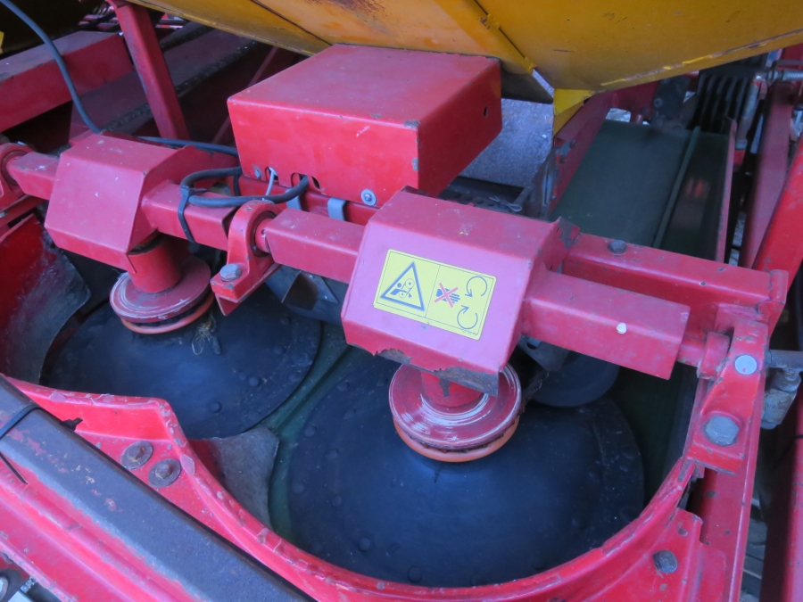 4340 Koningsplanter AP475 potatissättare