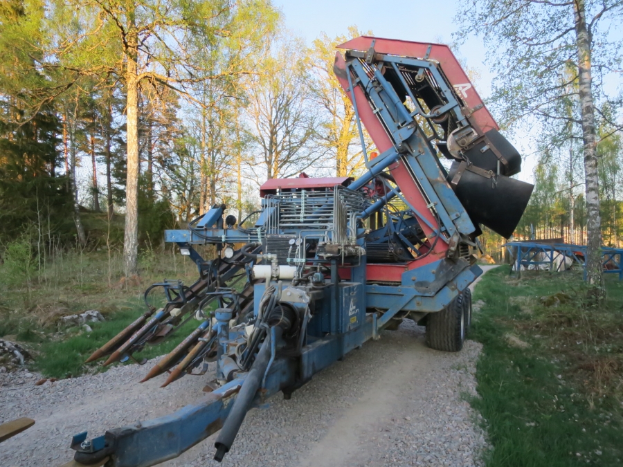 4350 Asa-Lift Möhrenroder T-200E 2 Reihe mit Elevator