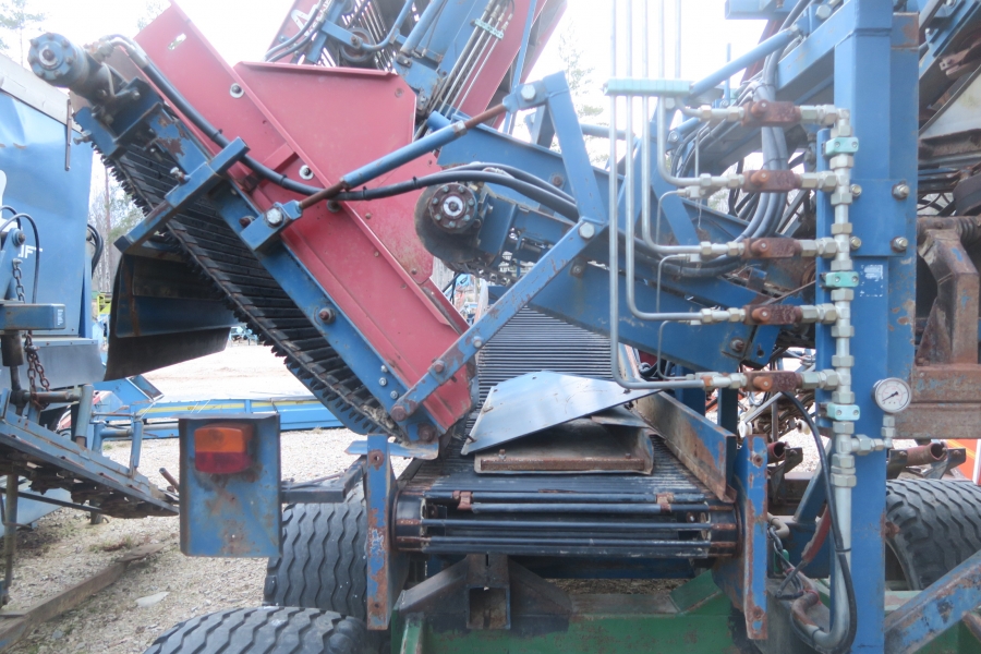 4350 Asa-Lift Möhrenroder T-200E 2 Reihe mit Elevator