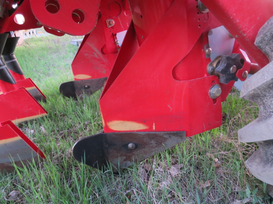 4351 Grimme GL32F Potato planter 2 row