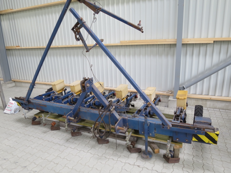 4353 Nibex 6 rad precisionssåmaskin