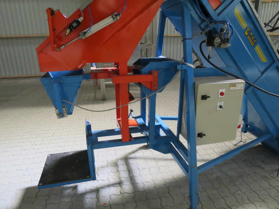 4367 EMVE Waage für Möhren, Kartoffeln etc. 