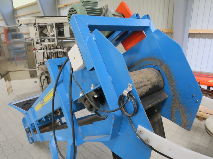 4368 EMVE elevator 2000x350 mm nyskick